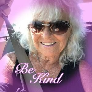 Meet your Posher, Elaine